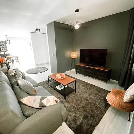 Apartamento Harmony En El Centro De アパート フエンヒロラ